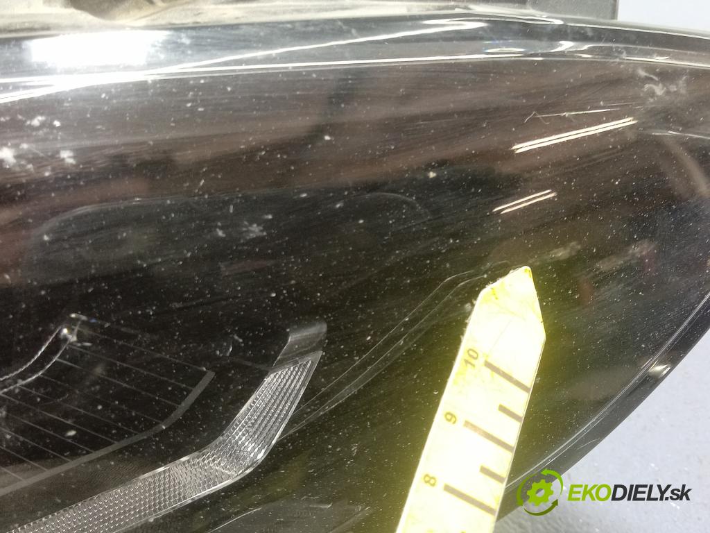 Bmw M4 2021 Reflektor: v pravo: 8086446