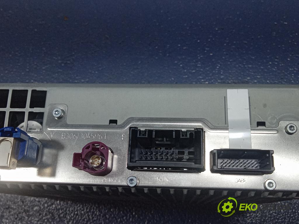 Bmw M4 2021 Radio I Navigácia: 5A47355