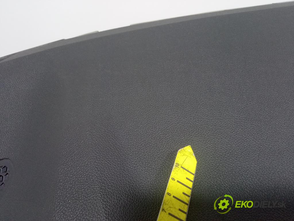 Bmw M4 2021 kokpit,pristrojová doska 6847590