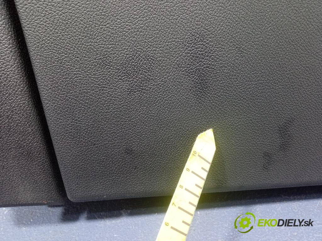 Bmw M4 2021 kokpit,pristrojová doska 6847590