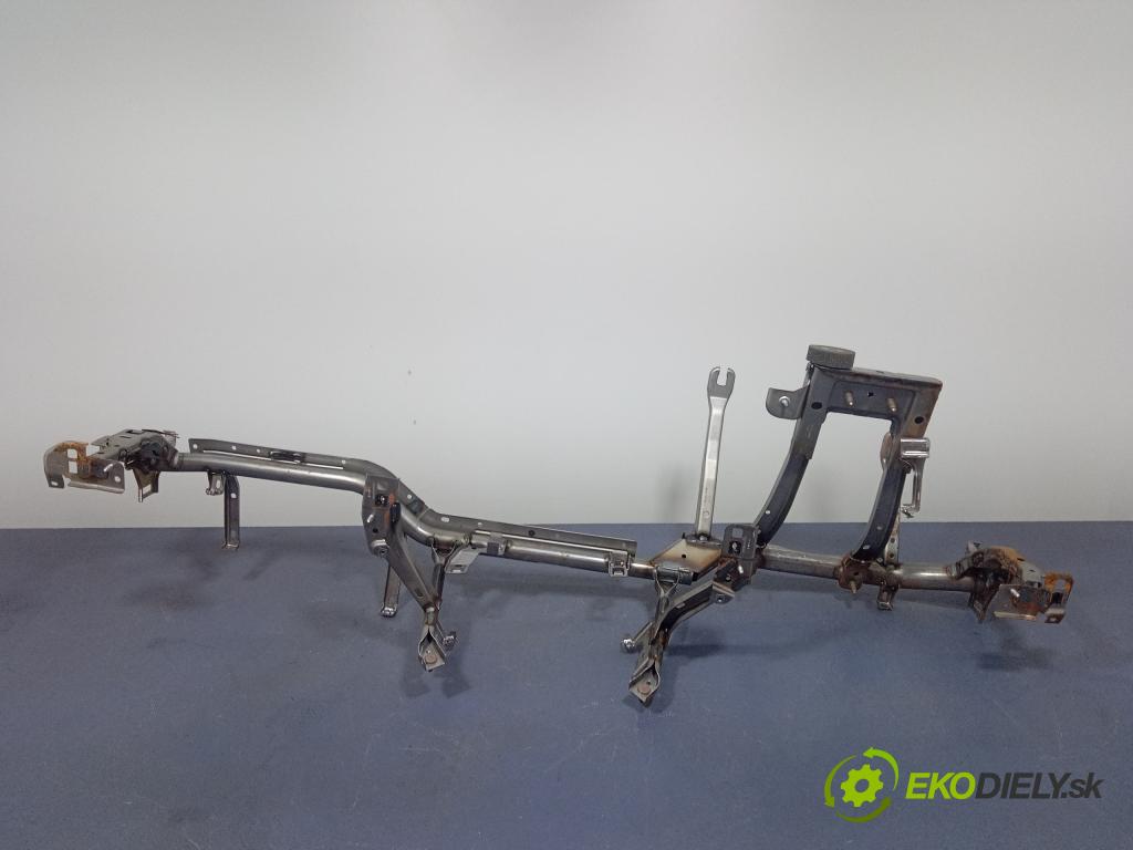 Bmw M4 2021 kokpit,pristrojová doska 6804040