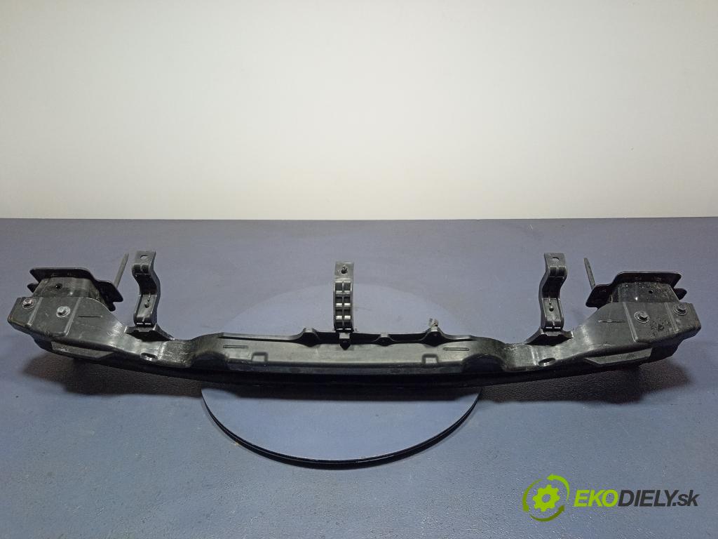 Hyundai I30 2021 výztuha narazník Zad: 86631-G4600