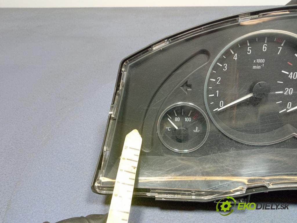 Opel Meriva 2003 prístrojovka/ budíky 13146880BB