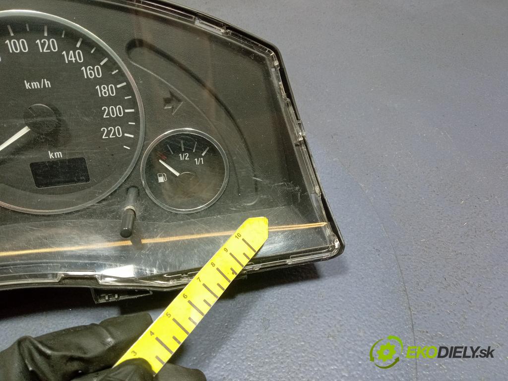 Opel Meriva 2003 prístrojovka/ budíky 13146880BB