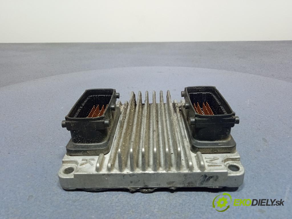 Opel Meriva 2003 riadiaca jednotka Motor: 12214810