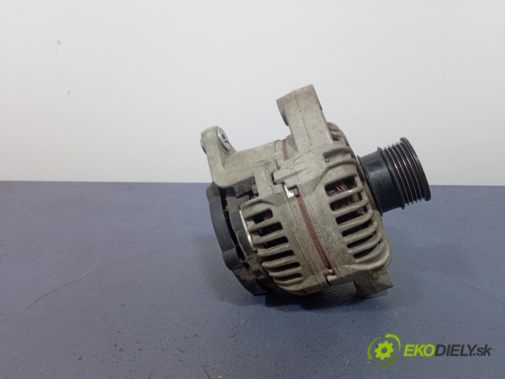 Opel Zafira 2006 Alternator 13156054