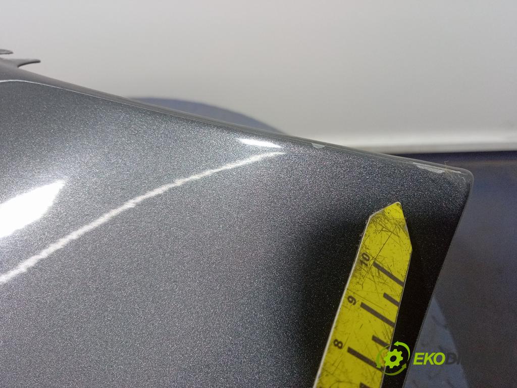 Citroen C4 cactus 2014 blatnik před Levý: 01