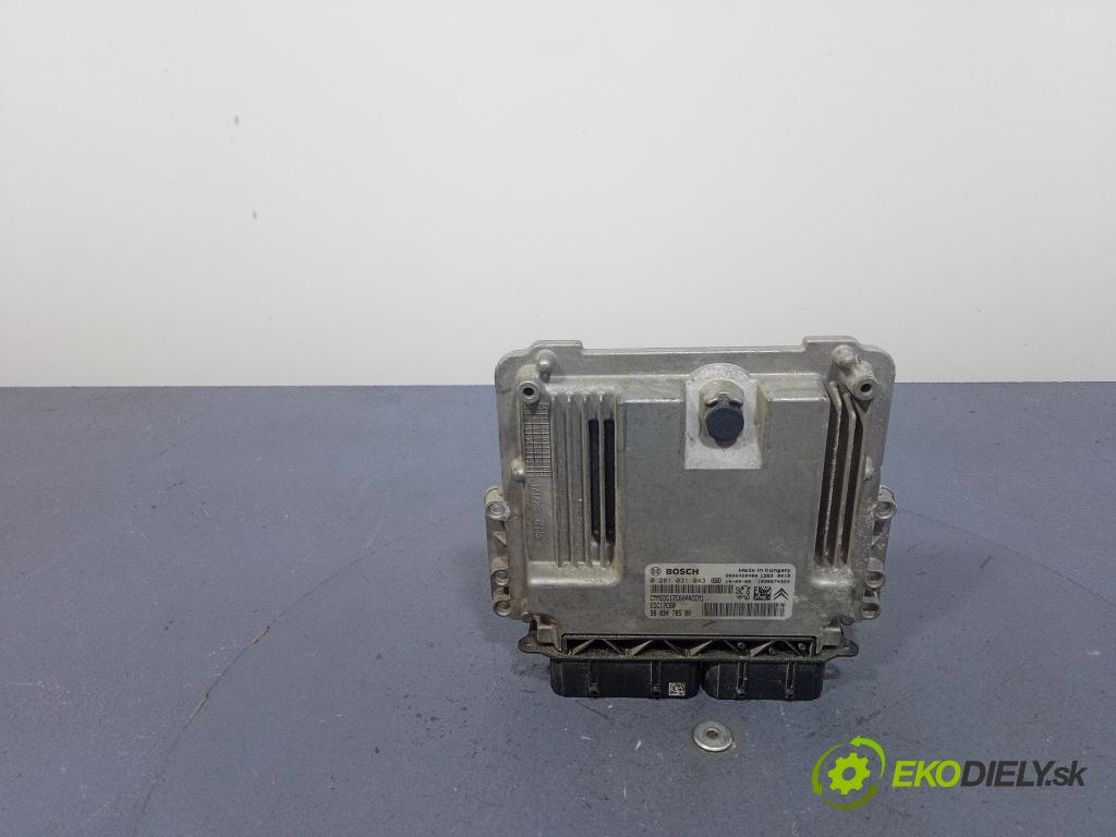 Citroen C4 cactus 2014 riadiaca jednotka Motor: 9809478580
