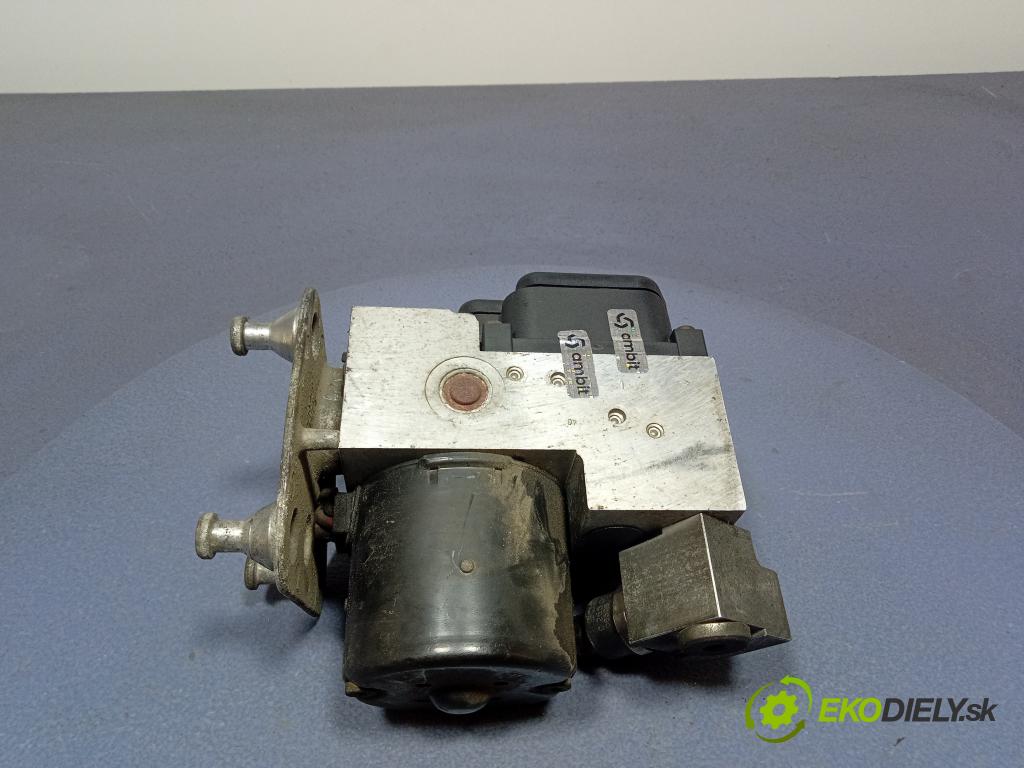 Mercedes-benz E 200 cdi 2000 čerpadlo ABS x A0034319012