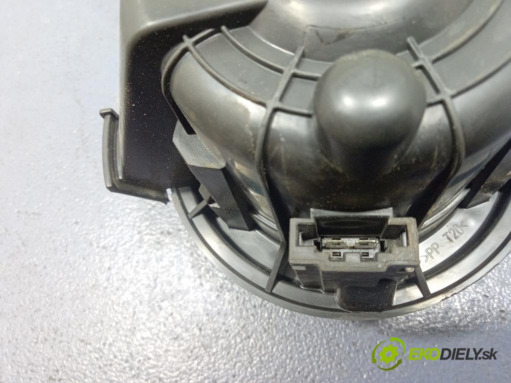 Citroen C4 cactus 2014 ventilátor Vzduch: T4054001