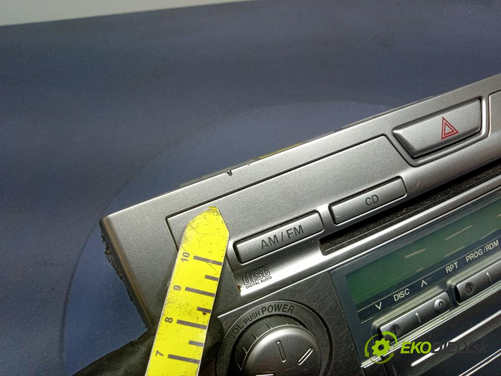 Mazda 2 2007 Radio I Navigácia: 6M71-18K876-DA