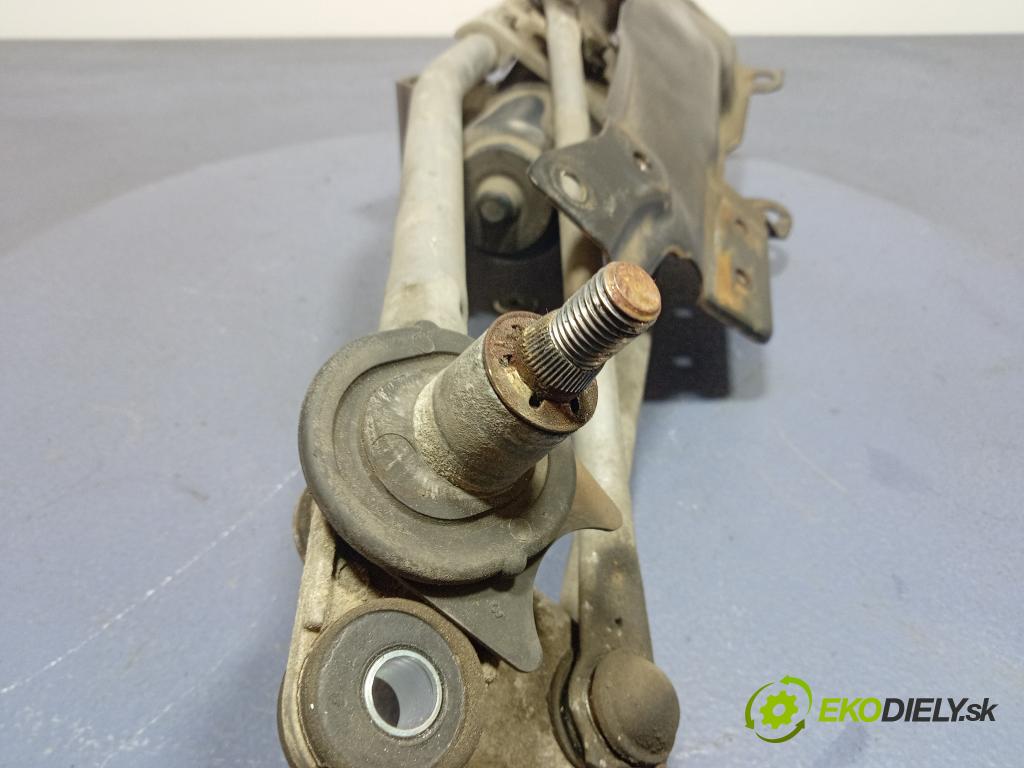 Mazda 2 2007 mechanismus motorek Stěrače: před 01