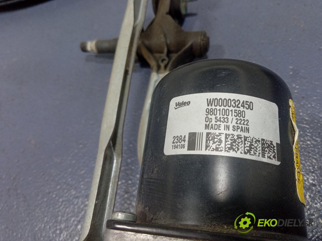 Citroen C4 cactus 2014 mechanismus motorek Stěrače: před 9801001580
