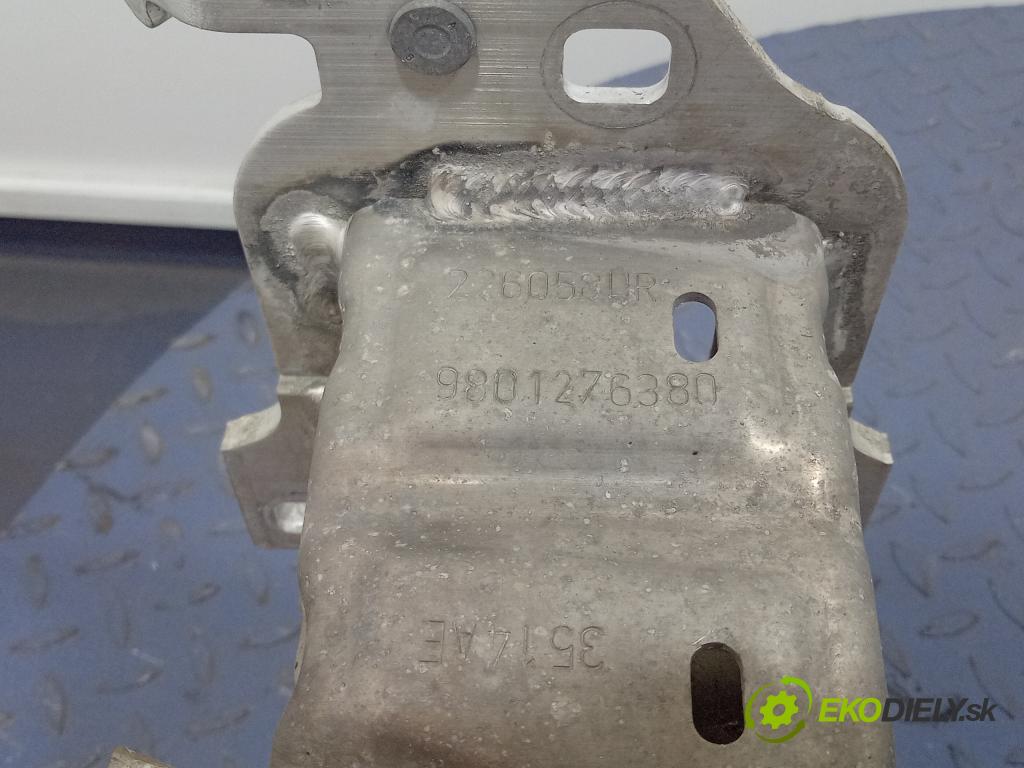 Citroen C4 cactus 2014 výztuha narazník před 9801276380