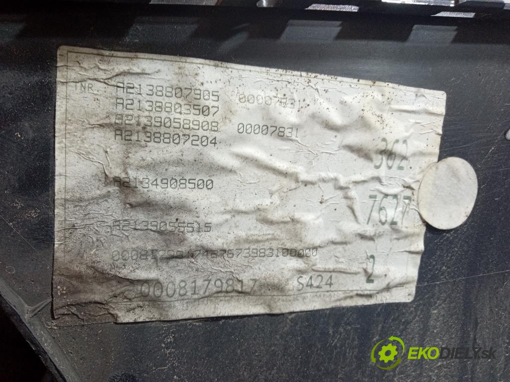 Mercedes E-klasa 0 nárazník Zad: A2138850001
