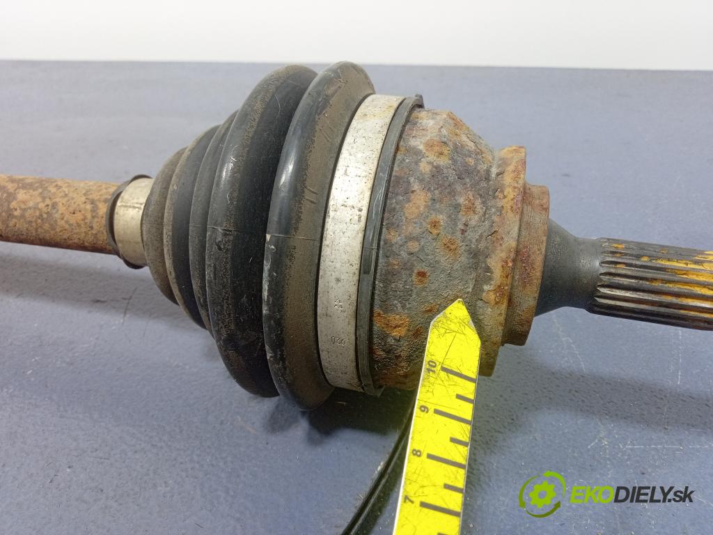 Citroen C4 cactus 2014 poloos Prava: Predné 9801048680