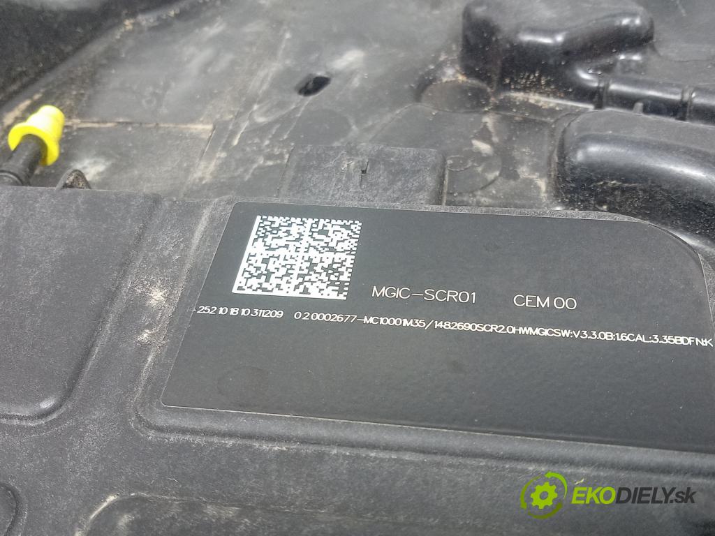 Citroen C4 cactus 2014 Nádrž: AdBlue: 9808559680