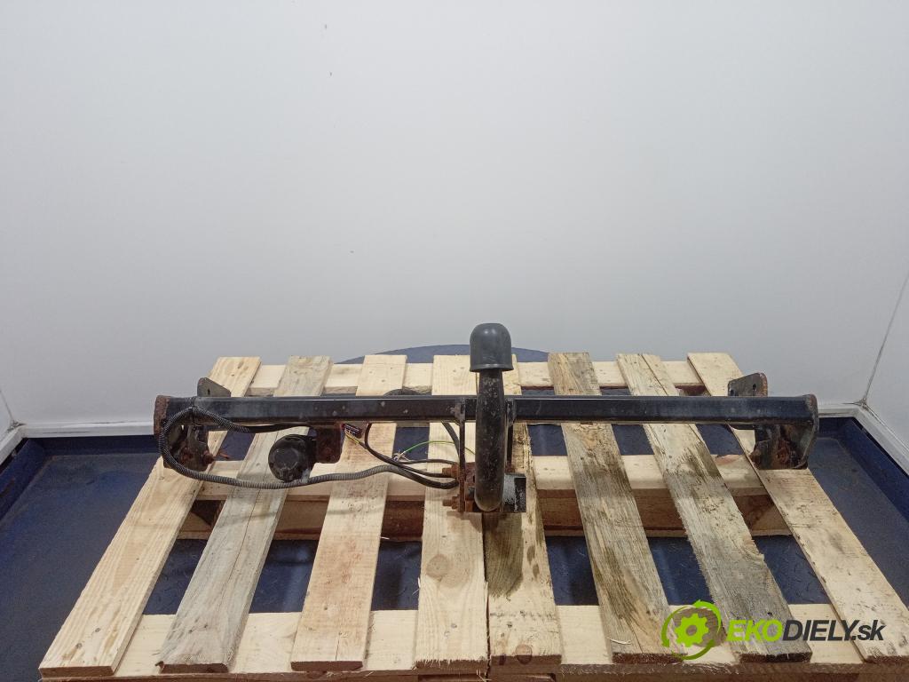 Citroen C4 cactus 2014 oko Do Přívěsy 1608049880
