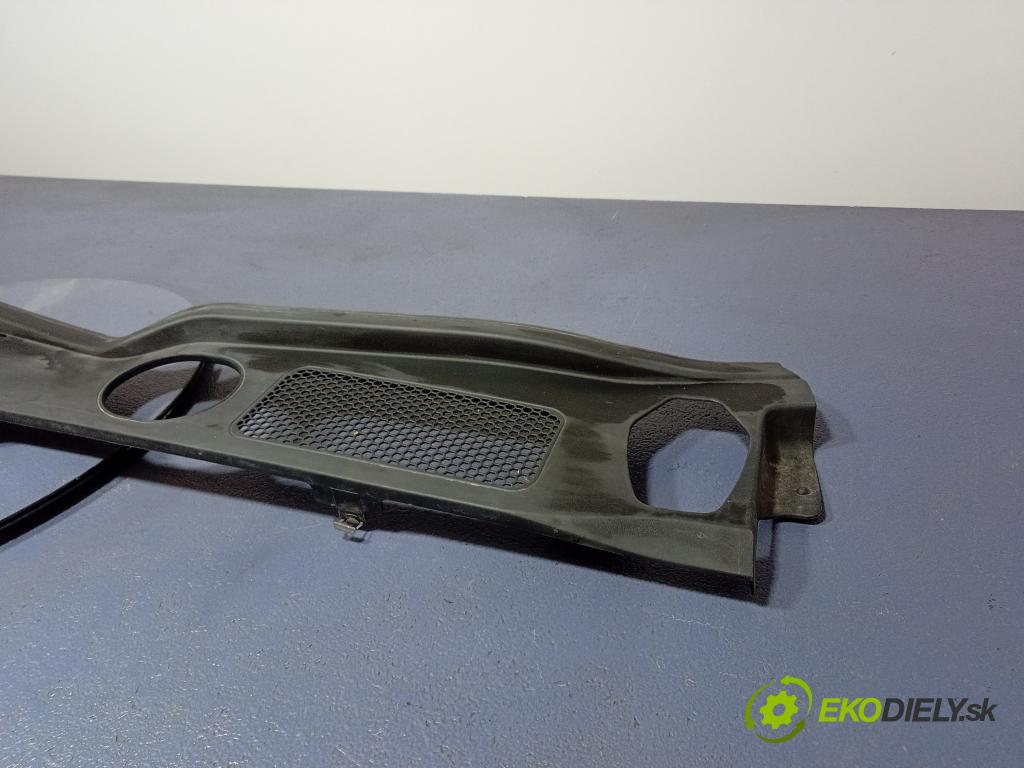 Audi Q5 2011 torpédo 8R0819447C