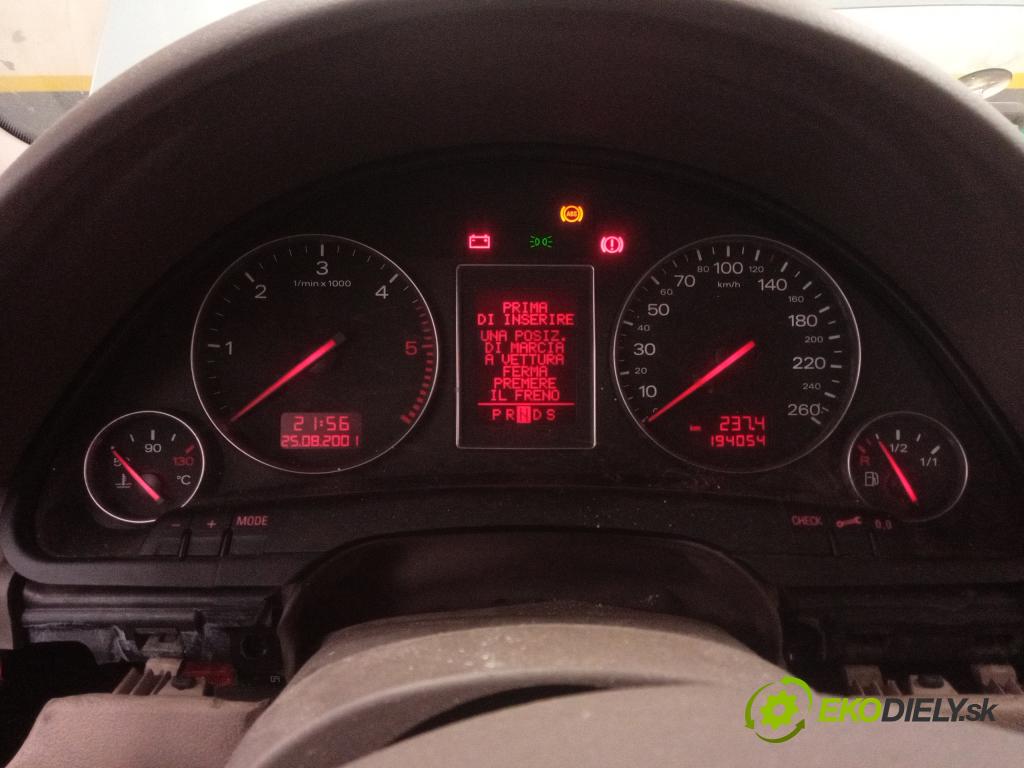 Audi A4 2003 prístrojovka/ budíky 8E0920900G