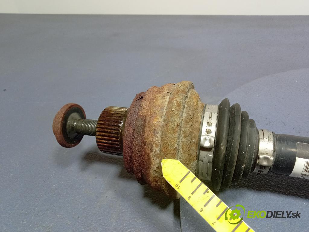 Audi Q5 2011 poloos Prava: zad 8R0501203C
