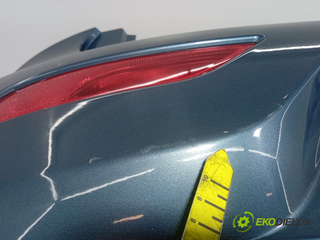 Volvo V40 2012 nárazník Zad: 01