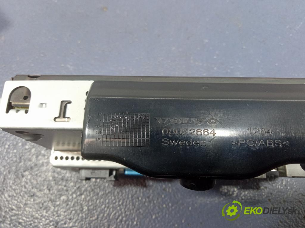 Volvo V40 2012 Zobrazit: Rádio: / GPS 31382304
