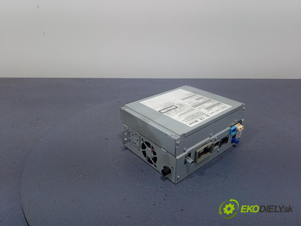 Volvo V40 2012 Radio I Navigácia: 31357216AA