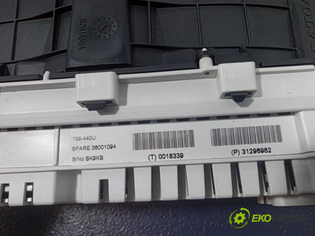 Volvo V40 2012 prístrojovka/ budíky 31296952