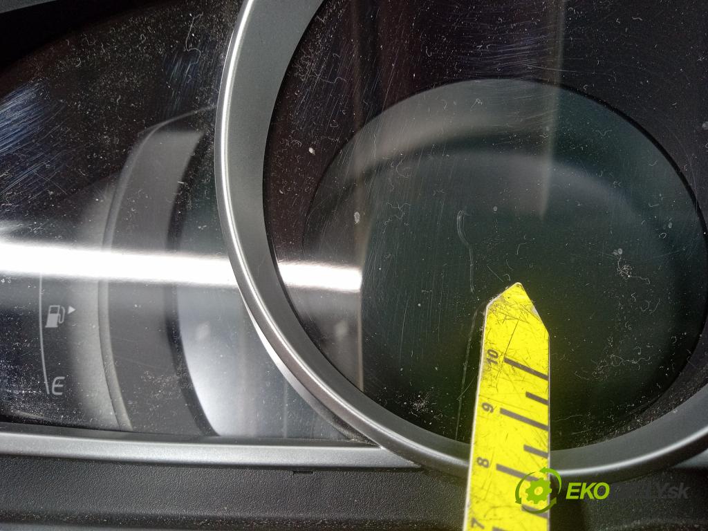 Volvo V40 2012 prístrojovka/ budíky 31296952