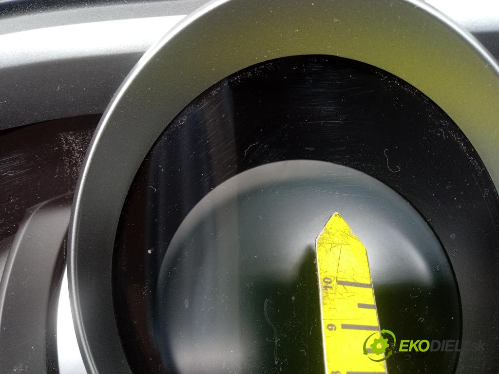 Volvo V40 2012 prístrojovka/ budíky 31296952