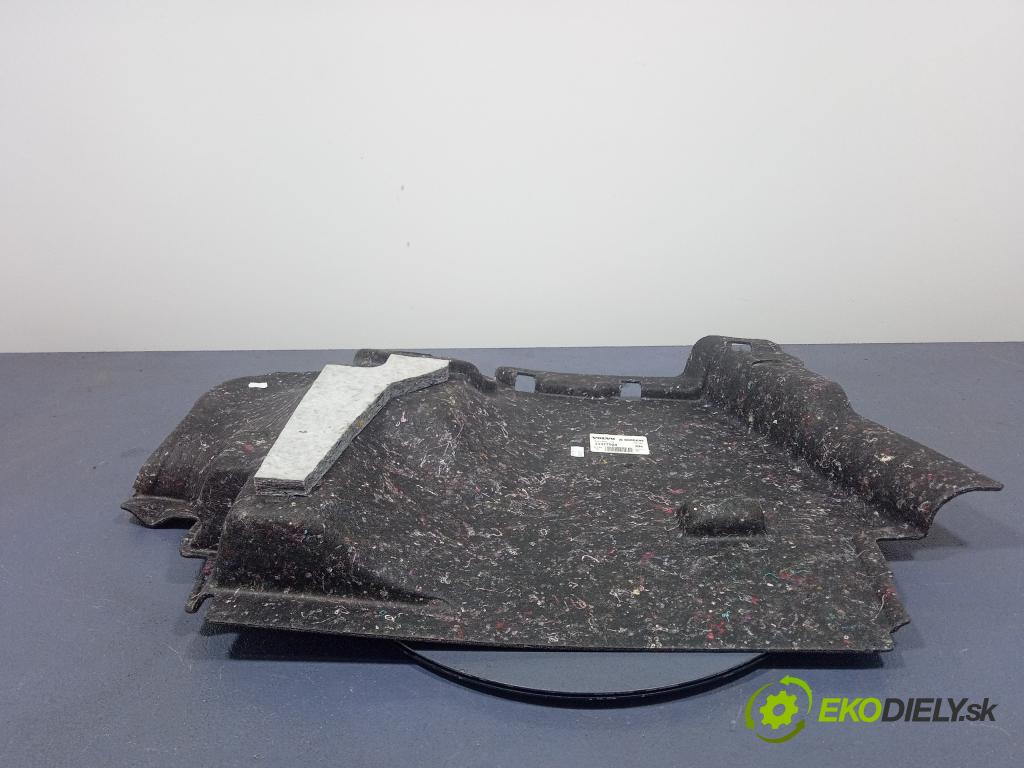 Volvo V40 2012 Tapacír: kufr 31377928