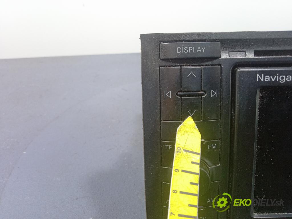 Audi A4 2003 Radio I Navigácia: 4D0035192C