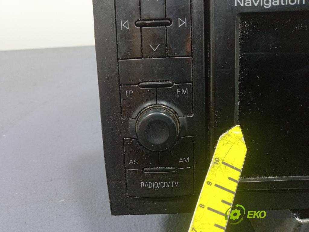 Audi A4 2003 Radio I Navigácia: 4D0035192C