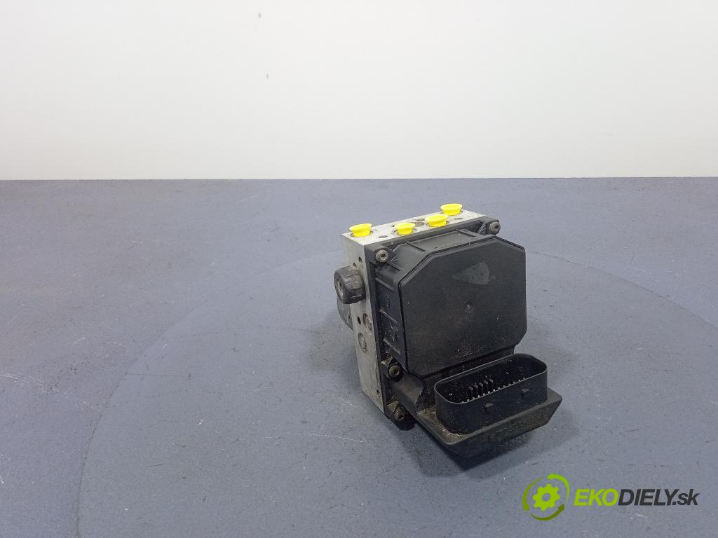 Audi A4 2003 čerpadlo ABS x 8E0614517A