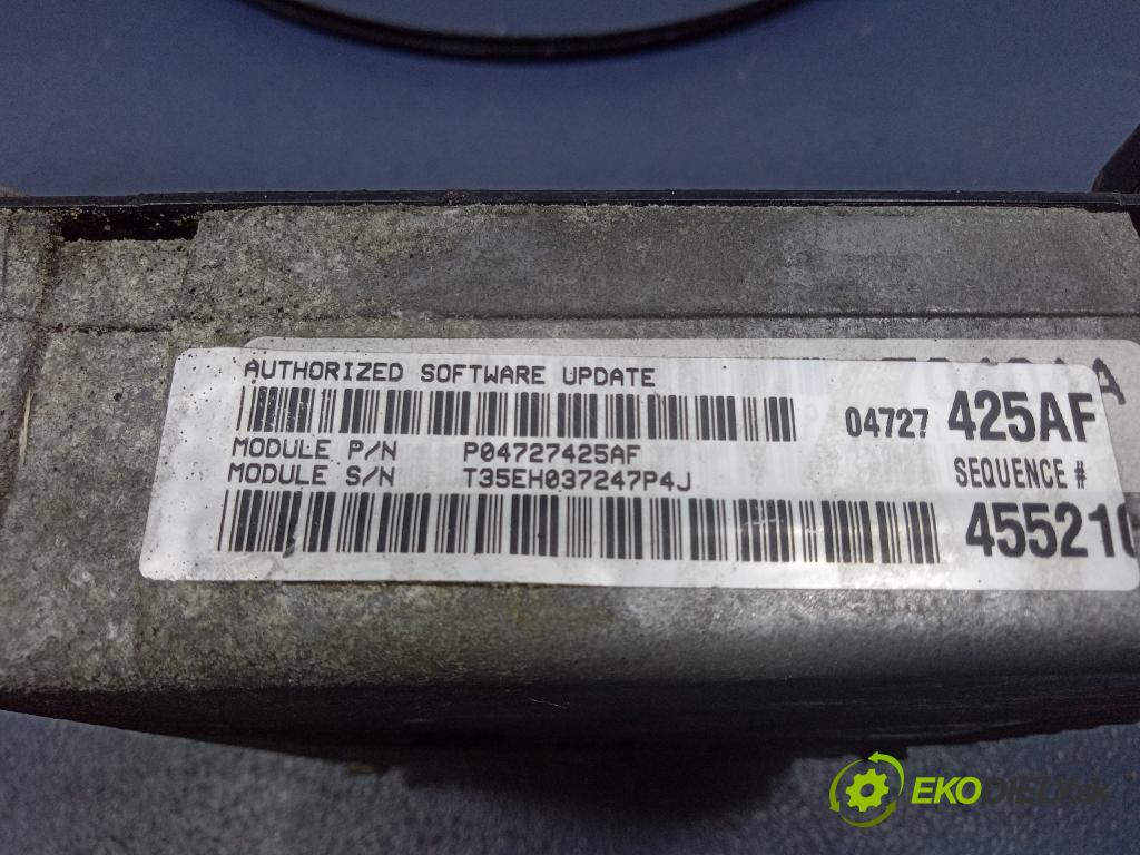 Chrysler Town and country 2002 riadiaca jednotka Motor: P04727425AF