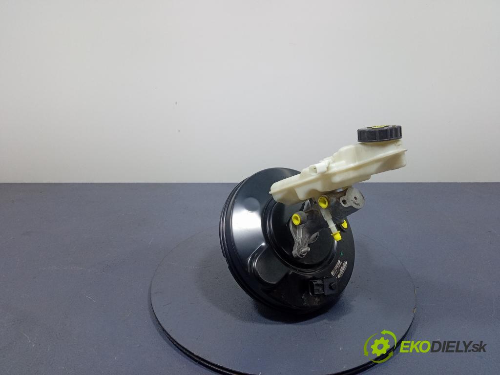 Volvo V40 2012 servo Brzdní: P31317079