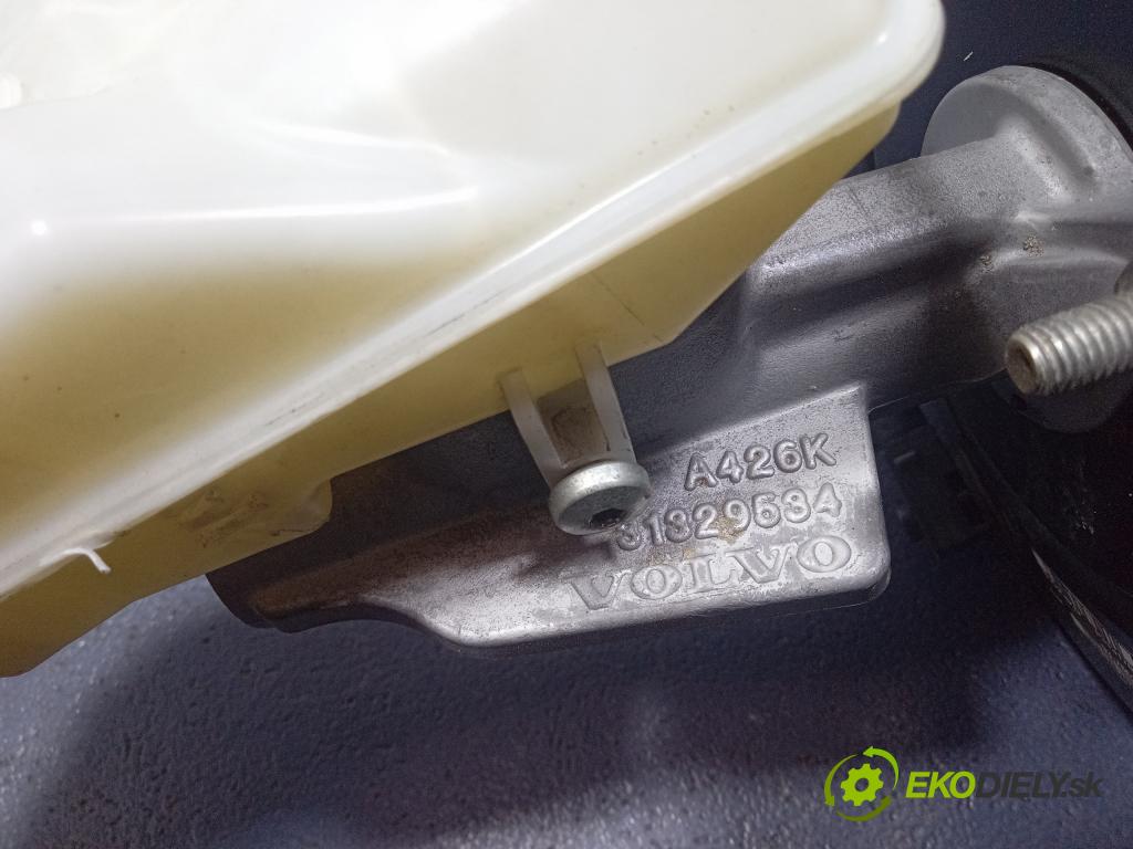 Volvo V40 2012 servo Brzdní: P31317079