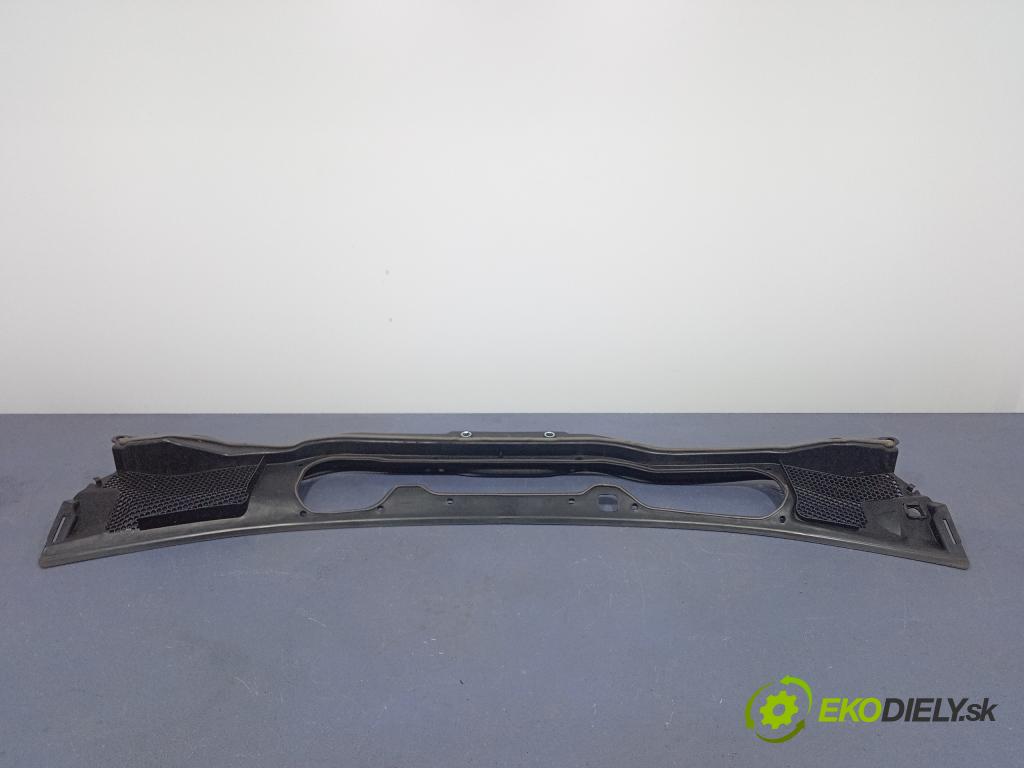 Volvo V40 2012 torpédo 31278103