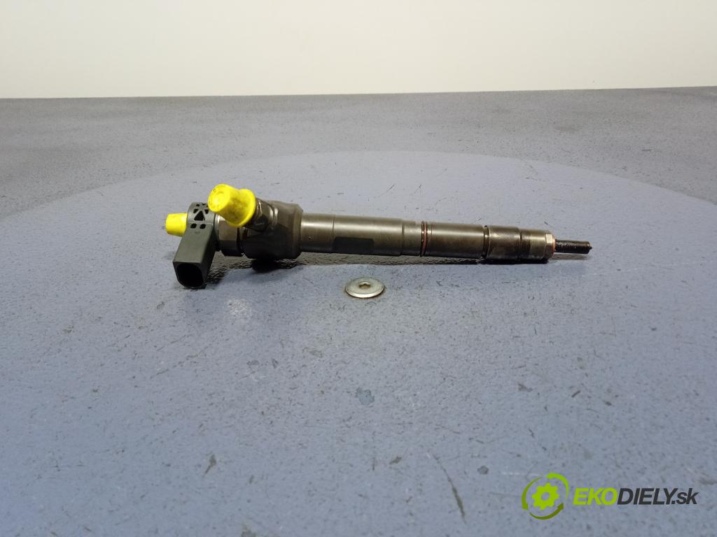 Audi Q5 2011 vstrek 0445110646