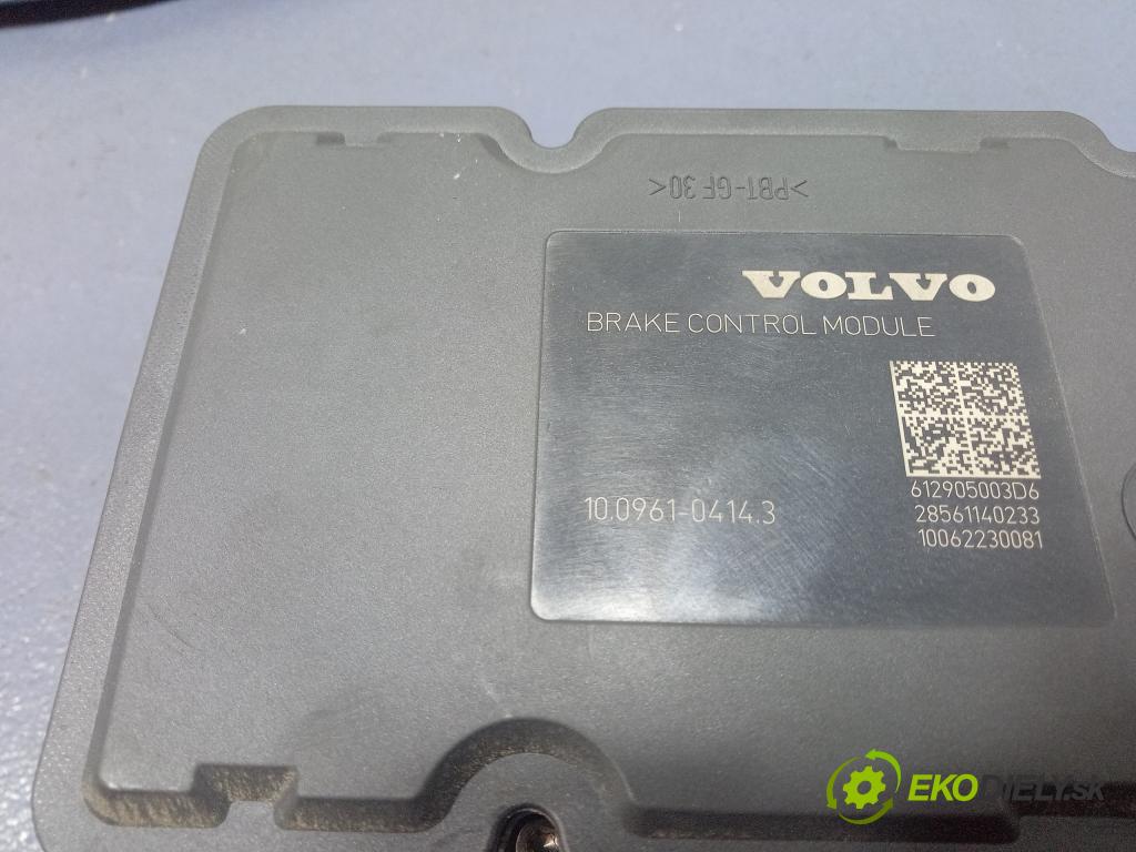 Volvo V40 2012 čerpadlo ABS x P31317074