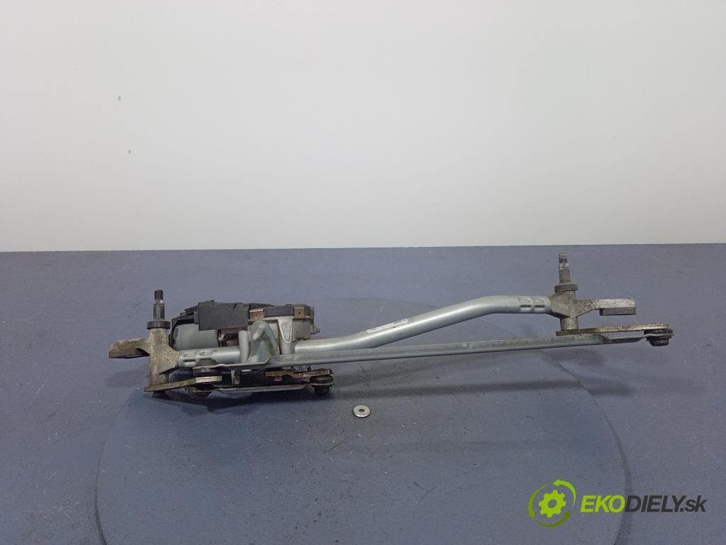 Volvo V40 2012 mechanismus motorek Stěrače: před 31378574