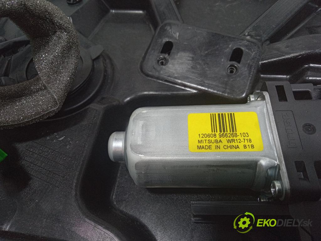 Volvo V40 2012 mechanismus stahování Sklenka: před Levý: 312761215