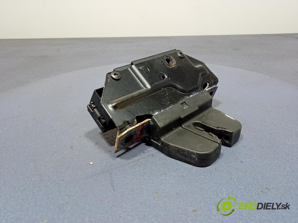 Opel Vectra 2008 zámek Klapky: kufr 92202968