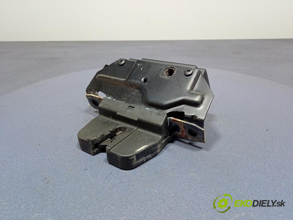Opel Vectra 2008 zámek Klapky: kufr 92202968