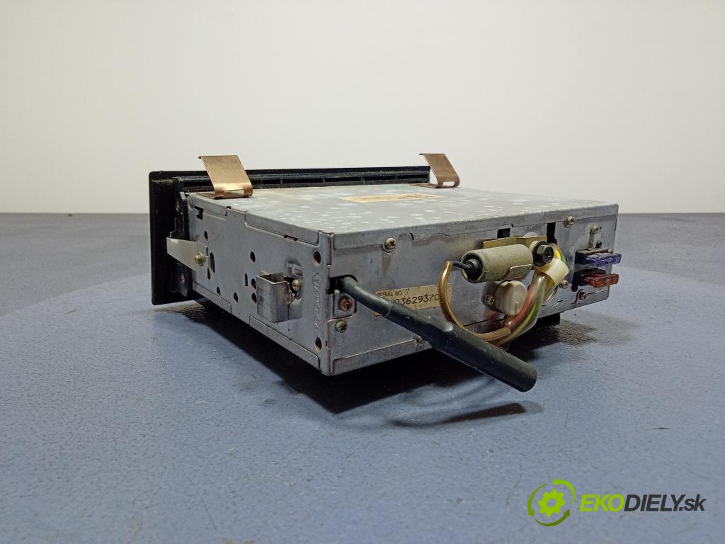 Volvo 740 1989 Radio I Navigácia: 1384998