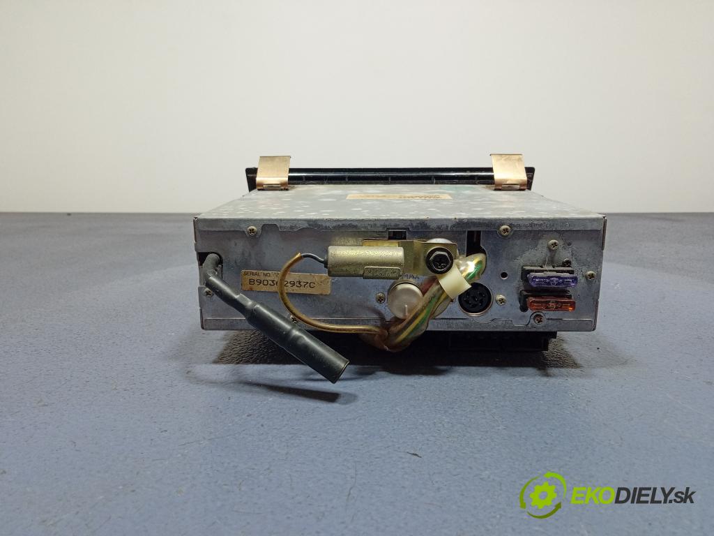 Volvo 740 1989 Radio I Navigácia: 1384998