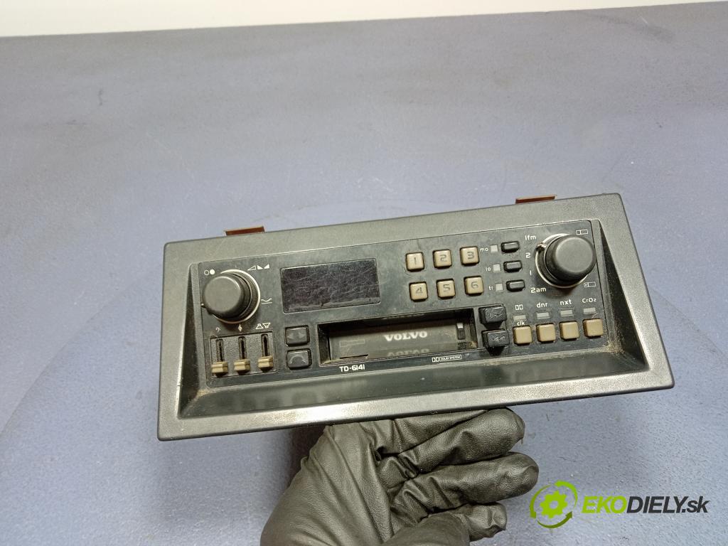 Volvo 740 1989 Radio I Navigácia: 1384998