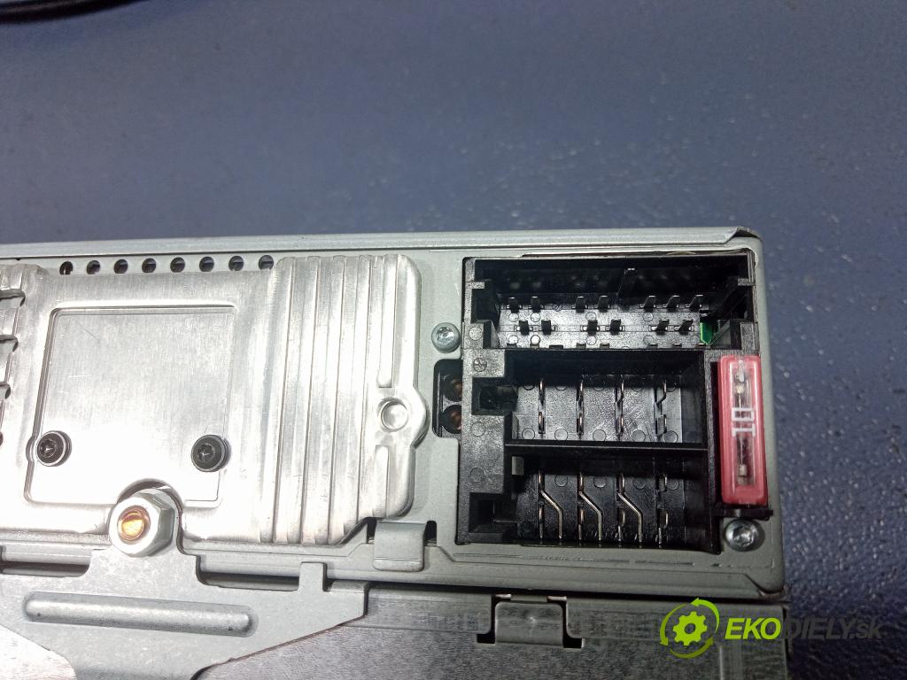 Opel Vectra 2004 Radio I Navigácia: 13138249