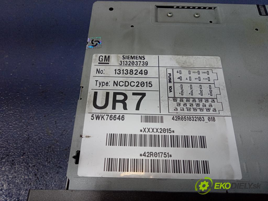 Opel Vectra 2004 Radio I Navigácia: 13138249